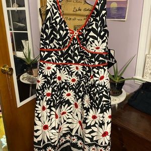 Red white she black floral dress
